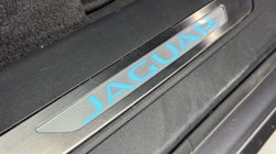 2024 (24) JAGUAR F-PACE 2.0 P400e R-Dynamic HSE Black 5dr Auto AWD 5936734