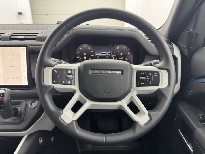 2026 (75) LAND ROVER DEFENDER 3.0 D250 S 110 5dr Auto 5924593