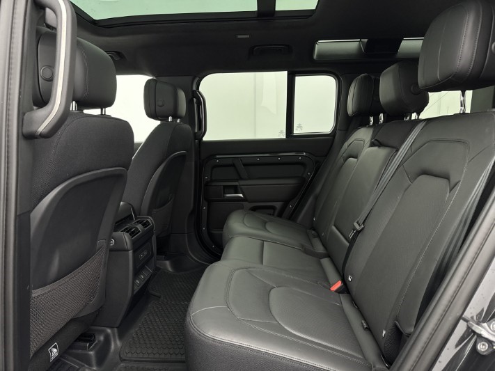 2024 (74) LAND ROVER DEFENDER 3.0 D350 X-Dynamic HSE 110 5dr Auto 5945392