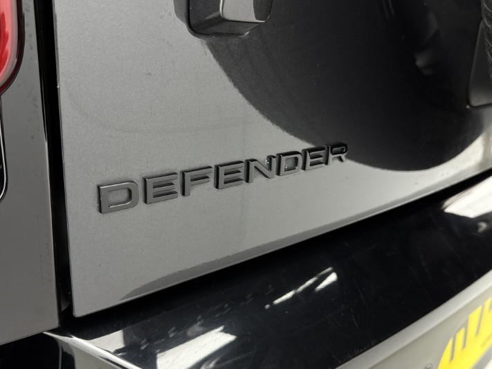 2024 (74) LAND ROVER DEFENDER 3.0 D350 X-Dynamic HSE 110 5dr Auto 5945396