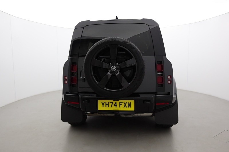 2024 (74) LAND ROVER DEFENDER 3.0 D350 X-Dynamic HSE 110 5dr Auto 5945444