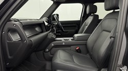 2024 (74) LAND ROVER DEFENDER 3.0 D350 X-Dynamic HSE 110 5dr Auto 5945391