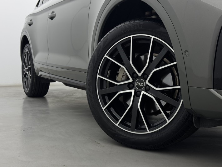 2025 (74) AUDI Q5 45 TFSI Quattro Black Edition 5dr S Tronic 5944627