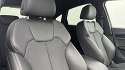 2025 (74) AUDI Q5 45 TFSI Quattro Black Edition 5dr S Tronic 5944606