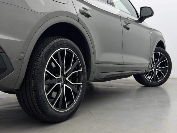 2025 (74) AUDI Q5 45 TFSI Quattro Black Edition 5dr S Tronic 5944629