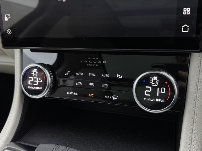 2022 (22) JAGUAR F-PACE 2.0 D200 S 5dr Auto AWD 5976305