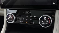 2022 (22) JAGUAR F-PACE 2.0 D200 S 5dr Auto AWD 5976305
