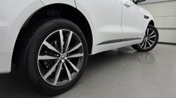 2024 (74) JAGUAR F-PACE 2.0 D200 R-Dynamic SE Black 90th Anniv 5dr Auto 5991451