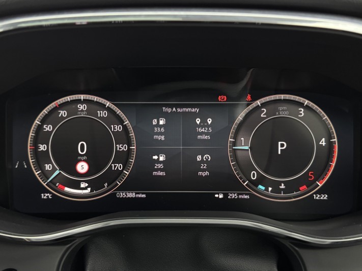2024 (74) JAGUAR F-PACE 2.0 D200 R-Dynamic SE Black 90th Anniv 5dr Auto 5991466