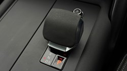 2022 (22) LAND ROVER DISCOVERY 3.0 P360 Dynamic HSE 5dr Auto 5968588