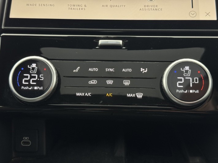2024 (73) LAND ROVER DISCOVERY 3.0 D300 Dynamic HSE 5dr Auto 5964741