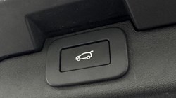 2024 (73) LAND ROVER DISCOVERY 3.0 D300 Dynamic HSE 5dr Auto 5964761