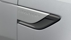 2024 (73) LAND ROVER DISCOVERY 3.0 D300 Dynamic HSE 5dr Auto 5964704