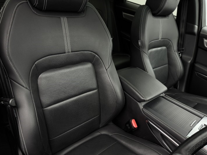 2022 (72) JAGUAR F-PACE 2.0 P250 R-Dynamic SE 5dr Auto AWD 5977038