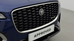 2022 (72) JAGUAR F-PACE 2.0 P250 R-Dynamic SE 5dr Auto AWD 5977024