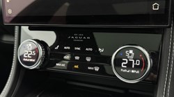 2022 (72) JAGUAR F-PACE 2.0 P250 R-Dynamic SE 5dr Auto AWD 5977064