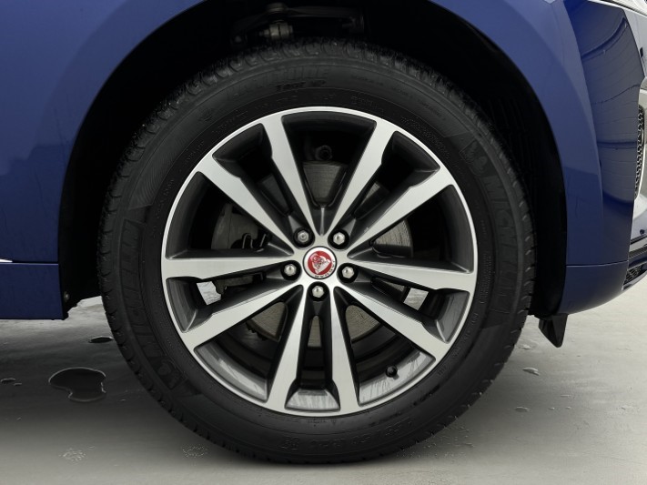2022 (72) JAGUAR F-PACE 2.0 P250 R-Dynamic SE 5dr Auto AWD 5977022