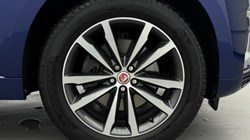 2022 (72) JAGUAR F-PACE 2.0 P250 R-Dynamic SE 5dr Auto AWD 5977022