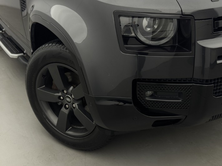 2023 (23) LAND ROVER DEFENDER 3.0 D250 X-Dynamic SE 110 5dr Auto 5977531