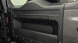 2023 (23) LAND ROVER DEFENDER 3.0 D250 X-Dynamic SE 110 5dr Auto 5977544