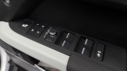 2022 (22) LAND ROVER DEFENDER 3.0 D250 XS Edition 110 5dr Auto 5985075