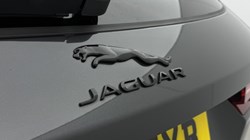 2024 (24) JAGUAR F-PACE 2.0 P400e R-Dynamic HSE Black 5dr Auto AWD 5973013