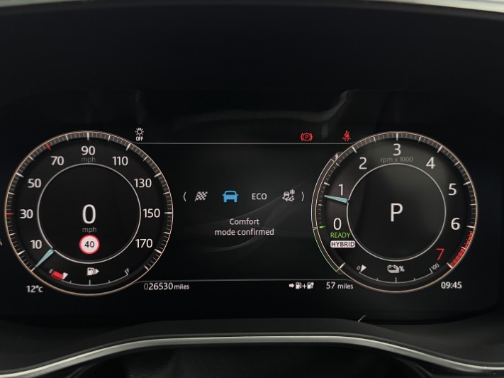 2024 (24) JAGUAR F-PACE 2.0 P400e R-Dynamic HSE Black 5dr Auto AWD 5973055