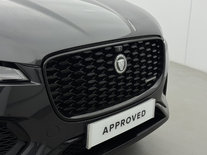 2024 (24) JAGUAR F-PACE 2.0 P400e R-Dynamic HSE Black 5dr Auto AWD 5973008