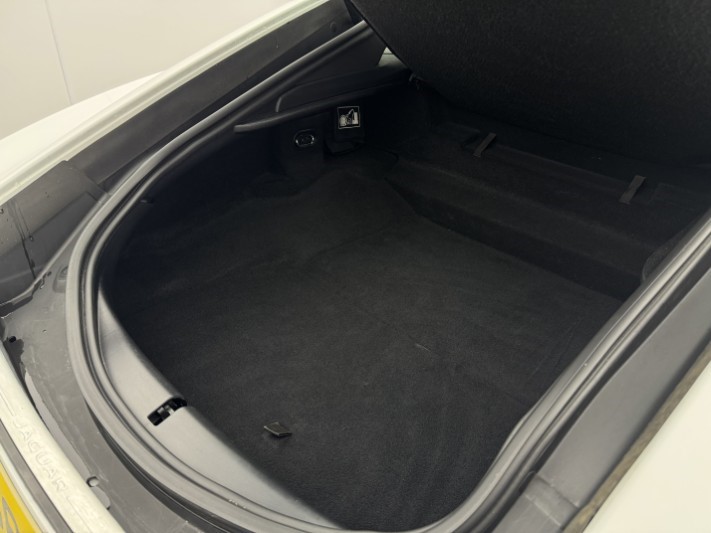 2018 (68) JAGUAR F-TYPE 2.0 R-Dynamic 2dr Auto 5984028