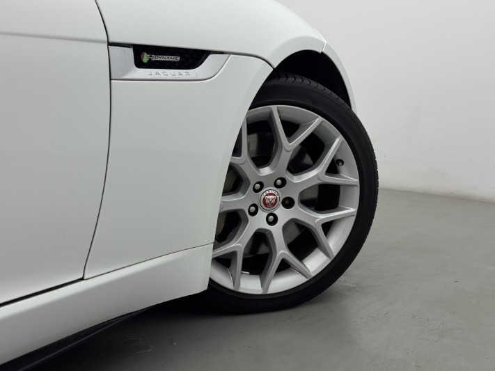 2018 (68) JAGUAR F-TYPE 2.0 R-Dynamic 2dr Auto 5984018