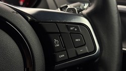 2018 (68) JAGUAR F-TYPE 2.0 R-Dynamic 2dr Auto 5984001