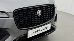 2024 (74) JAGUAR F-PACE 2.0 D200 R-Dynamic SE Black 90th Anniv 5dr Auto 5978194
