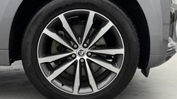 2024 (74) JAGUAR F-PACE 2.0 D200 R-Dynamic SE Black 90th Anniv 5dr Auto 5978192