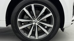 2024 (74) JAGUAR F-PACE 2.0 D200 R-Dynamic SE Black 90th Anniv 5dr Auto 5993295