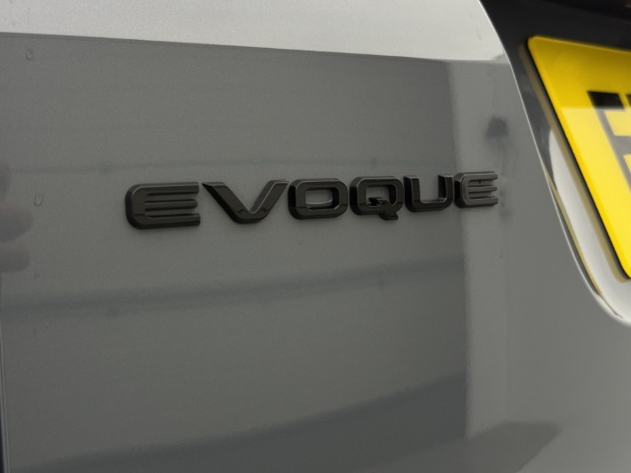 2022 (72) LAND ROVER RANGE ROVER EVOQUE 2.0 D200 Evoque Edition 5dr Auto 5986206