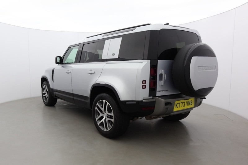 2023 (73) LAND ROVER DEFENDER 3.0 D300 X-Dynamic SE 110 5dr Auto [7 Seat] – Video 1 of 1