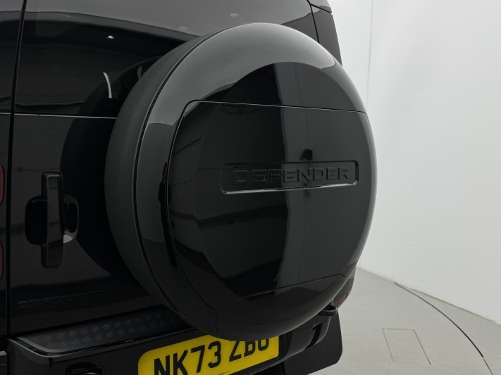 2023 (73) LAND ROVER DEFENDER 3.0 D250 X-Dynamic HSE 110 5dr Auto 5994567