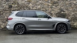 2022 (72) BMW X5 M xDrive Competition 5dr  2844751