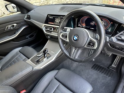 2021 (71) BMW 3 SERIES 330d MHT M Sport Saloon 