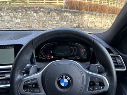2021 (71) BMW 3 SERIES 330d MHT M Sport Saloon 