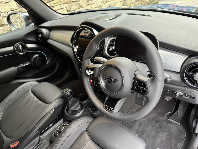 2024 (73) MINI HATCHBACK 2.0 Cooper S Exclusive 5dr 2857301