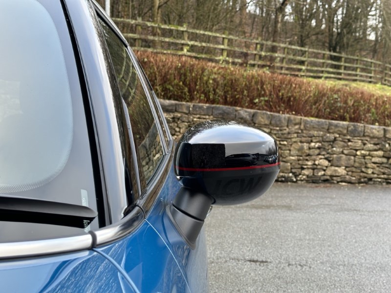 2024 (73) MINI HATCHBACK 2.0 Cooper S Exclusive 5dr 2857343