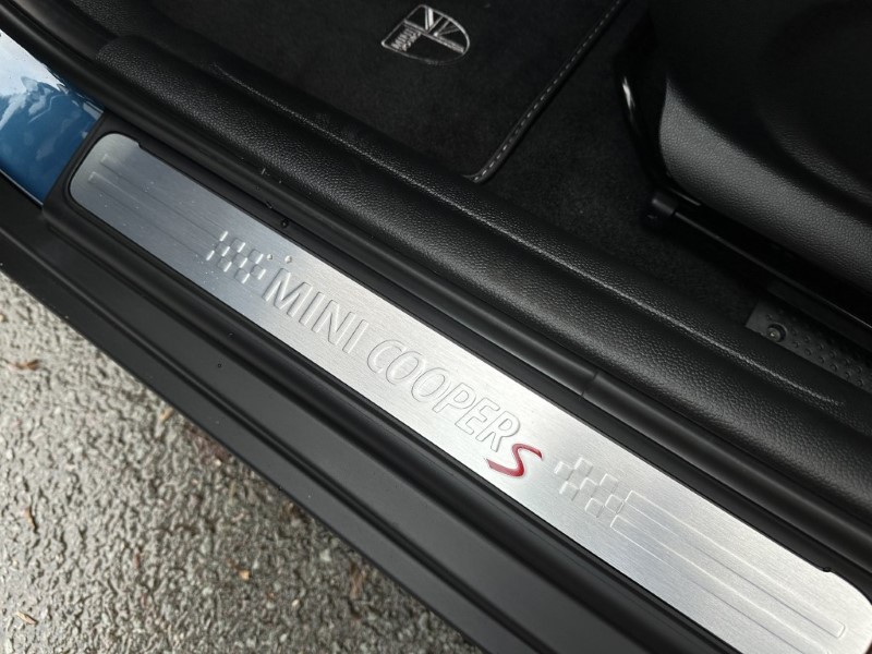 2024 (73) MINI HATCHBACK 2.0 Cooper S Exclusive 5dr 2857334