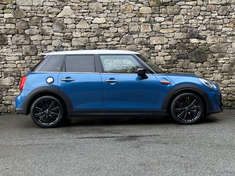 2024 (73) MINI HATCHBACK 2.0 Cooper S Exclusive 5dr 2857294