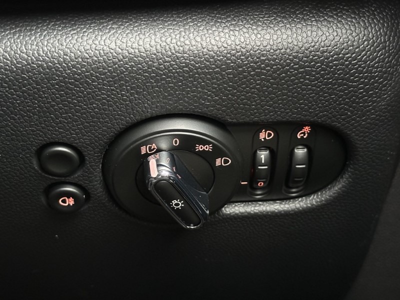 2024 (73) MINI HATCHBACK 2.0 Cooper S Exclusive 5dr 2857315