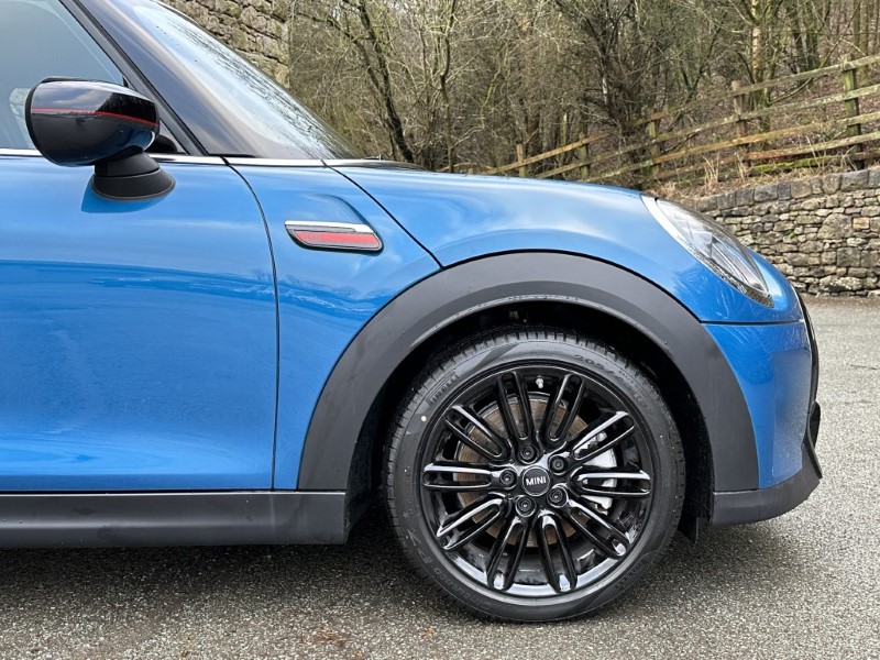 2024 (73) MINI HATCHBACK 2.0 Cooper S Exclusive 5dr 2857365