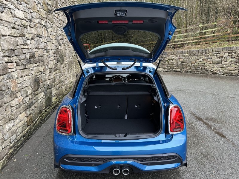 2024 (73) MINI HATCHBACK 2.0 Cooper S Exclusive 5dr 2857300