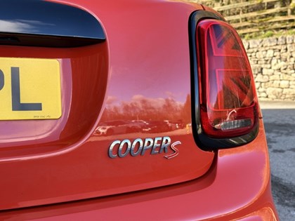 2020 (70) MINI HATCHBACK 2.0 Cooper S Sport II 5dr Auto
