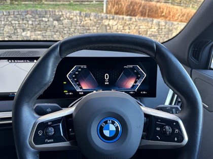 2022 (72) BMW iX 240kW xDrive40 M Sport Edition 76.6kWh 5dr
