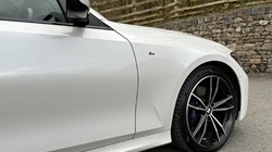 2022 (72) BMW 3 SERIES 320i M Sport 4dr Saloon 3006006